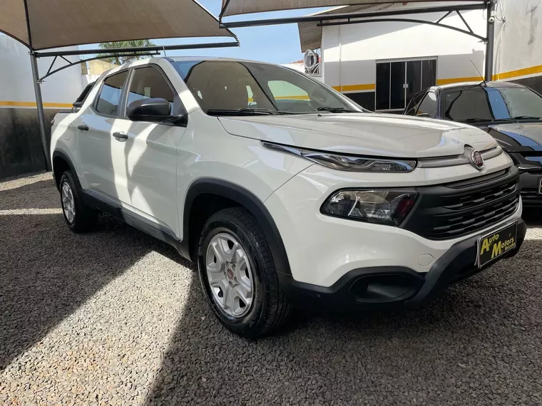 Fiat Toro Branco 8