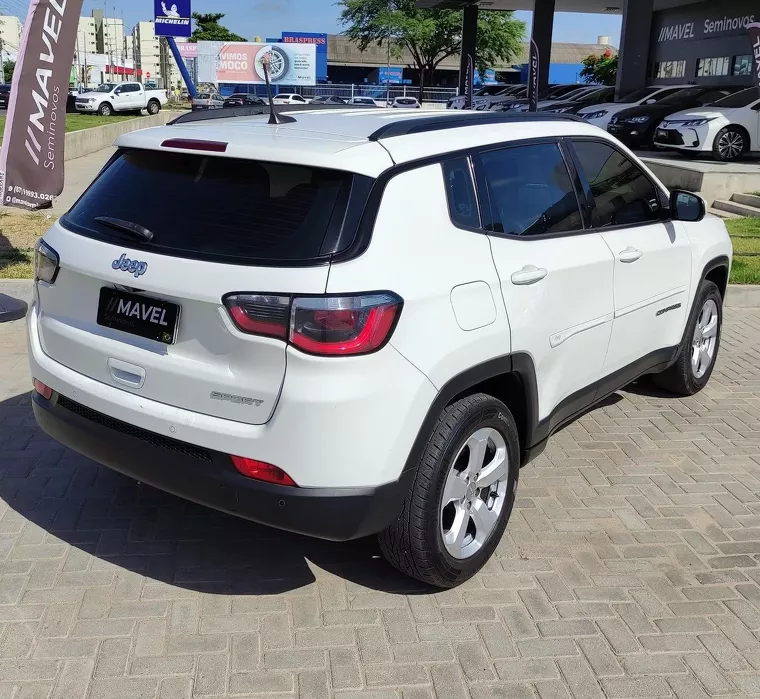 Jeep Compass Branco 9