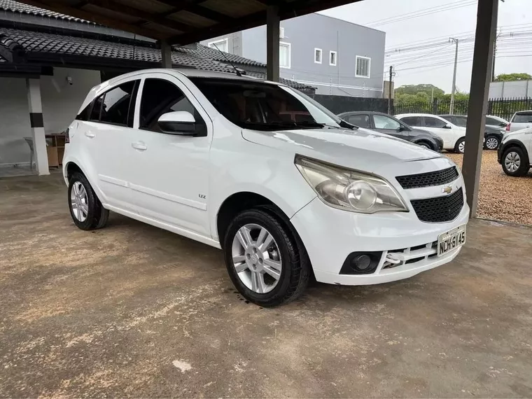 Chevrolet Agile Branco 3