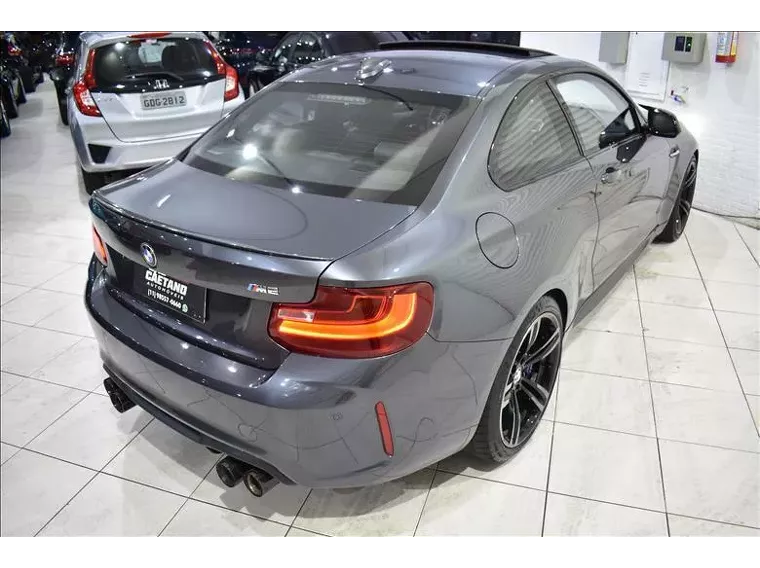 BMW M2 Cinza 7