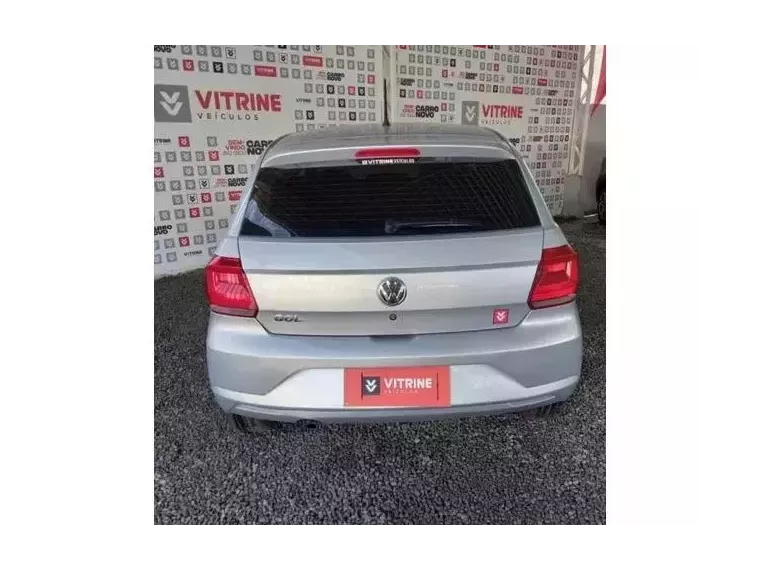 Volkswagen Gol Prata 2