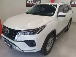 Toyota Hilux SW4