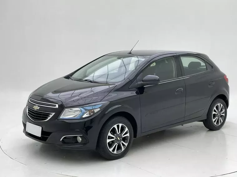 Chevrolet Onix Preto 1