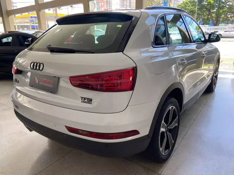 Audi Q3 Branco 12