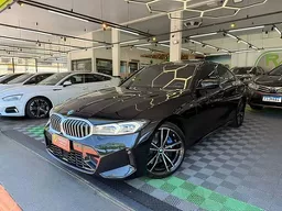BMW 320i