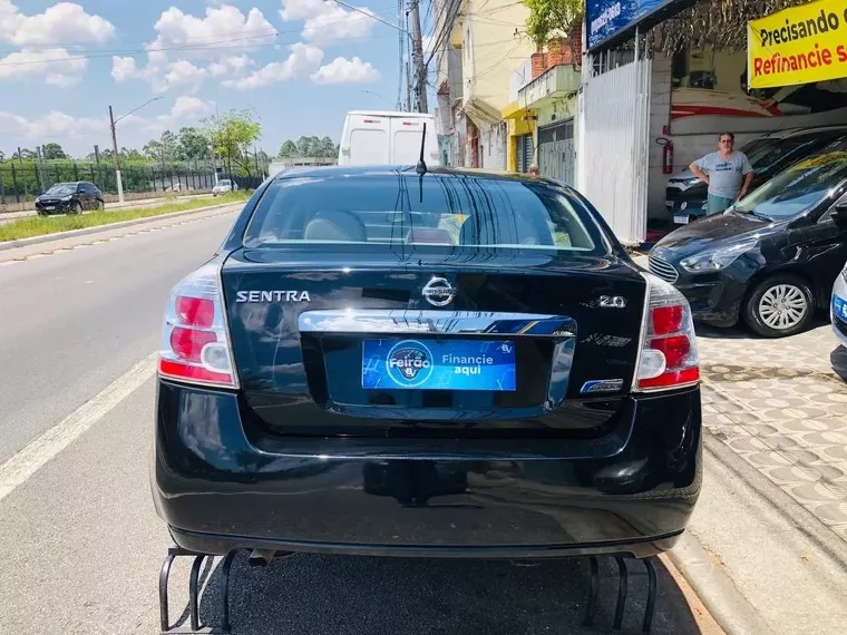 Nissan Sentra Preto 2