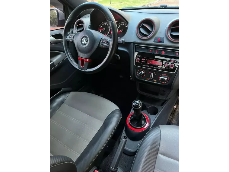 Volkswagen Saveiro Vermelho 9