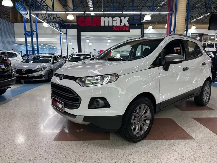 Ford Ecosport Branco 5