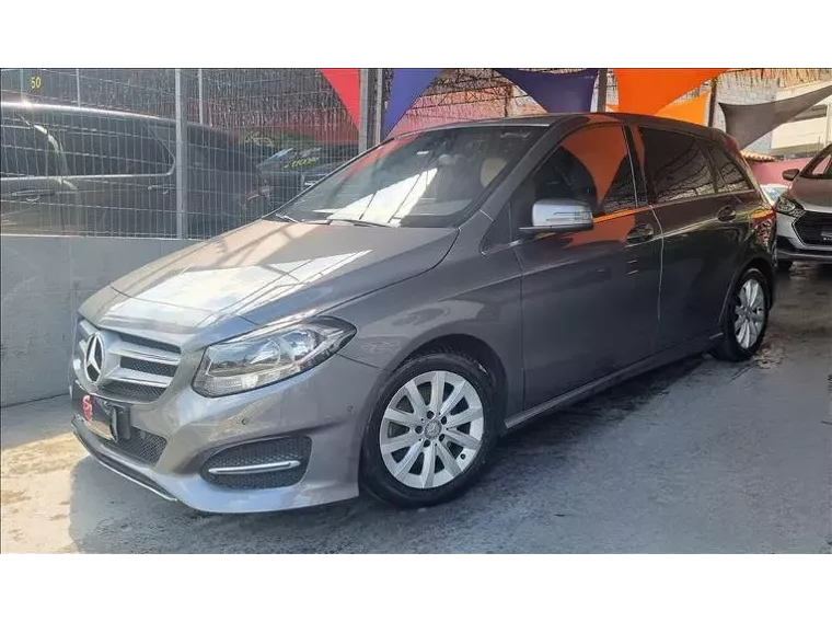 Mercedes-benz B 200 Cinza 3