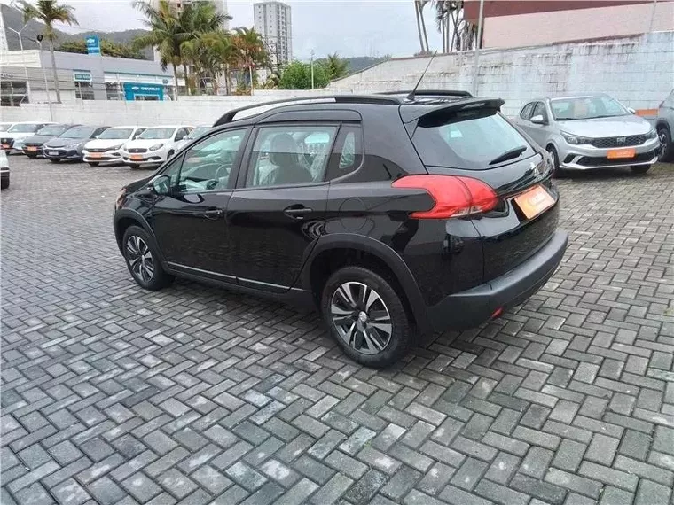 Peugeot 2008 Preto 2