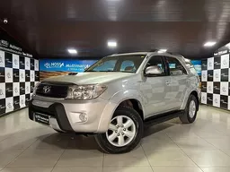 Toyota Hilux SW4