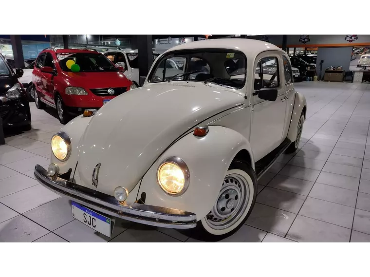 Volkswagen Fusca Branco 9