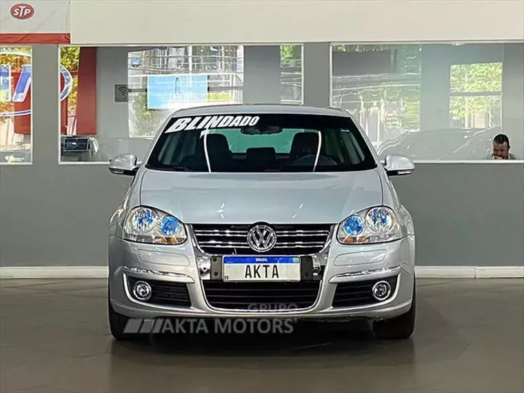 Volkswagen Jetta Prata 12