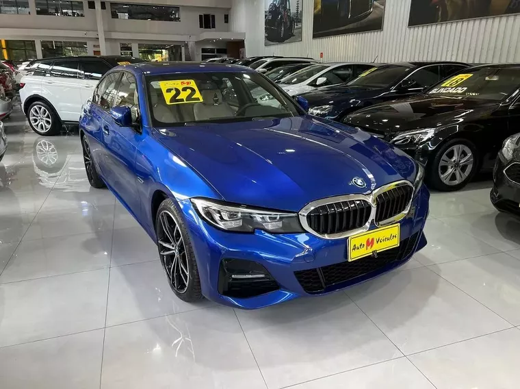 BMW 330e Azul 12