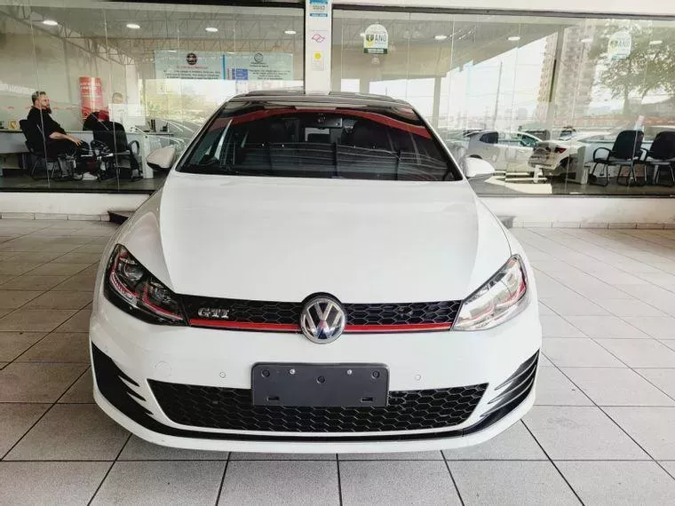 Volkswagen Golf Branco 3