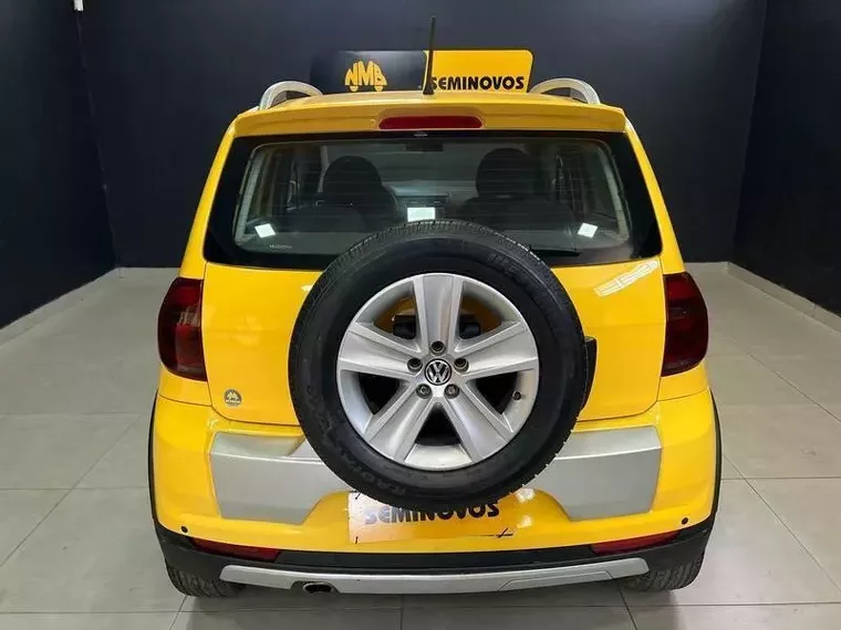 Volkswagen Crossfox Amarelo 14