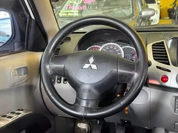 Mitsubishi L200 Triton