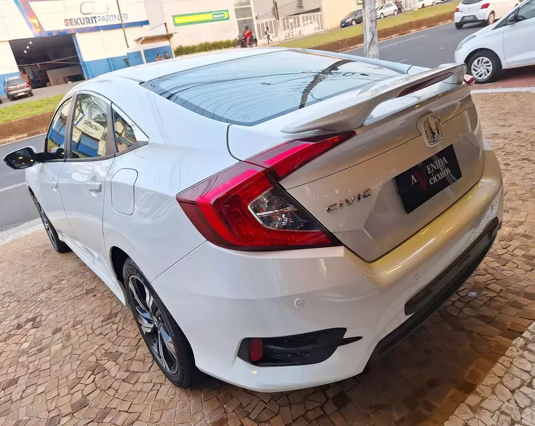 Honda Civic Branco 9