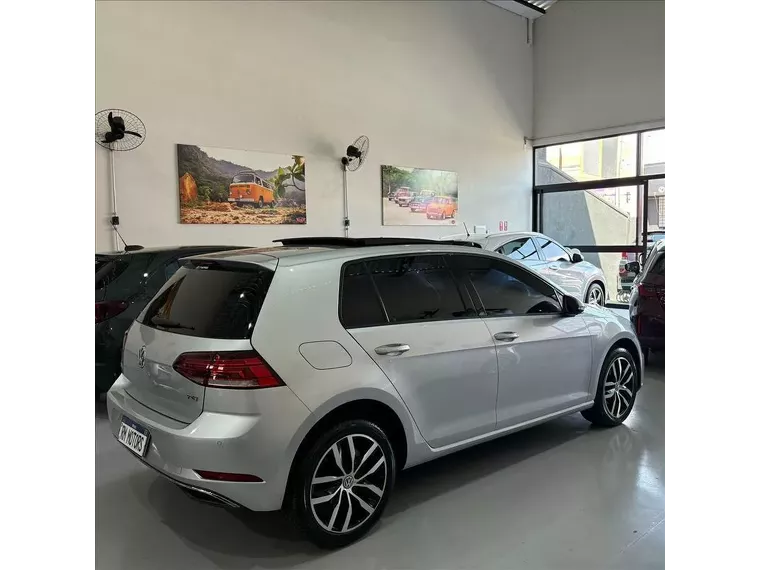 Volkswagen Golf Prata 5