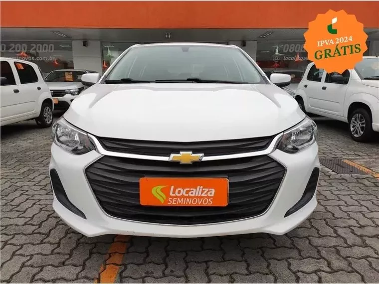 Chevrolet Onix Branco 9