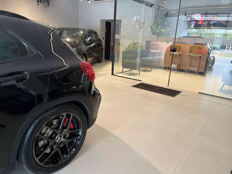 Mercedes-benz GLA 45 AMG Preto 18