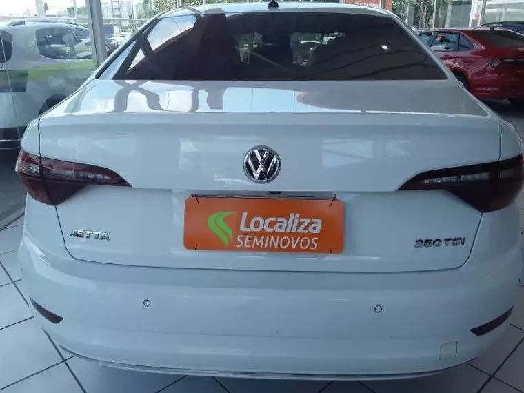 Volkswagen Jetta Branco 9