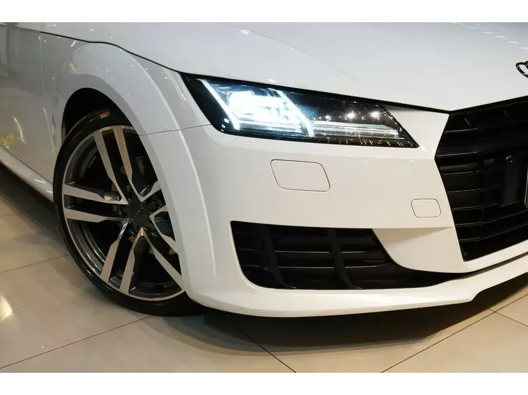 Audi TT Branco 14