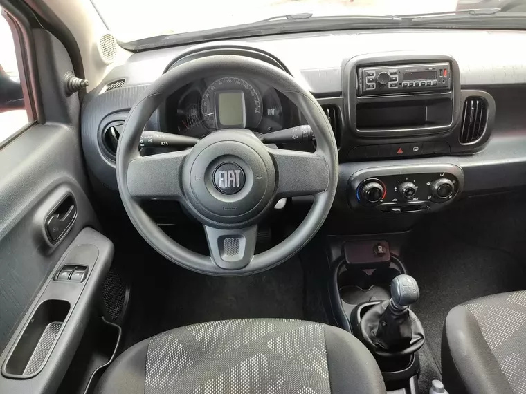 Fiat Mobi Preto 6