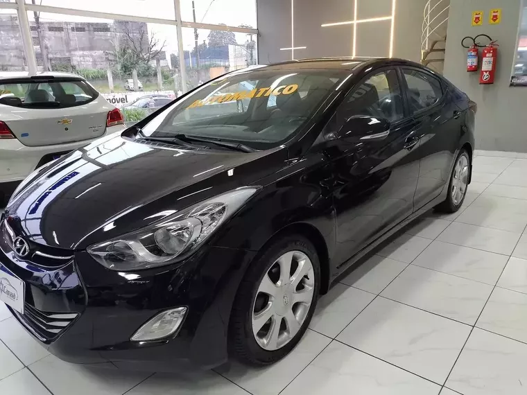 Hyundai Elantra Preto 3