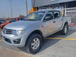 Mitsubishi L200 Triton