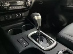 Toyota Hilux SW4