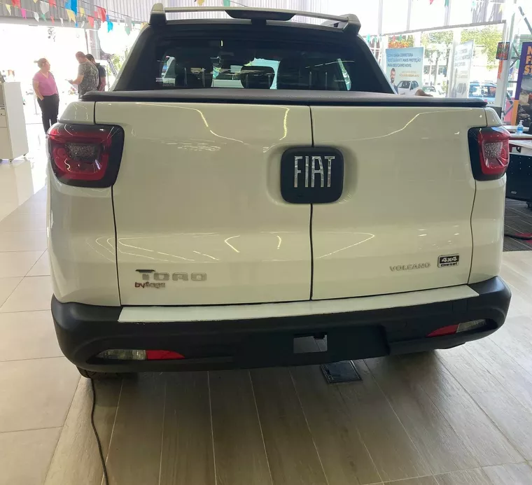 Fiat Toro Branco 5