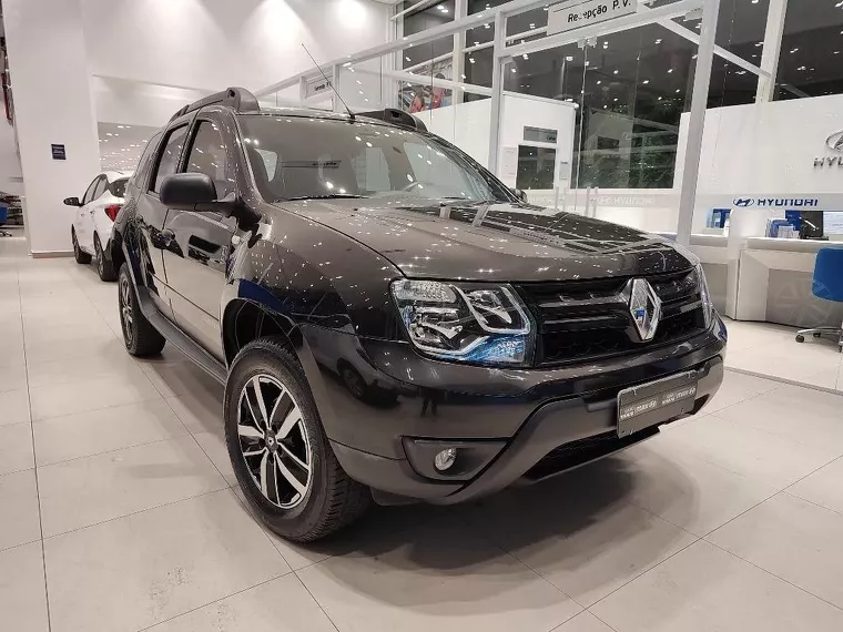 Renault Duster Preto 9