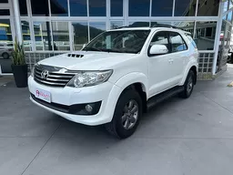 Toyota Hilux SW4