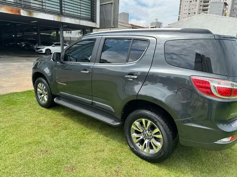 Chevrolet Trailblazer Cinza 8