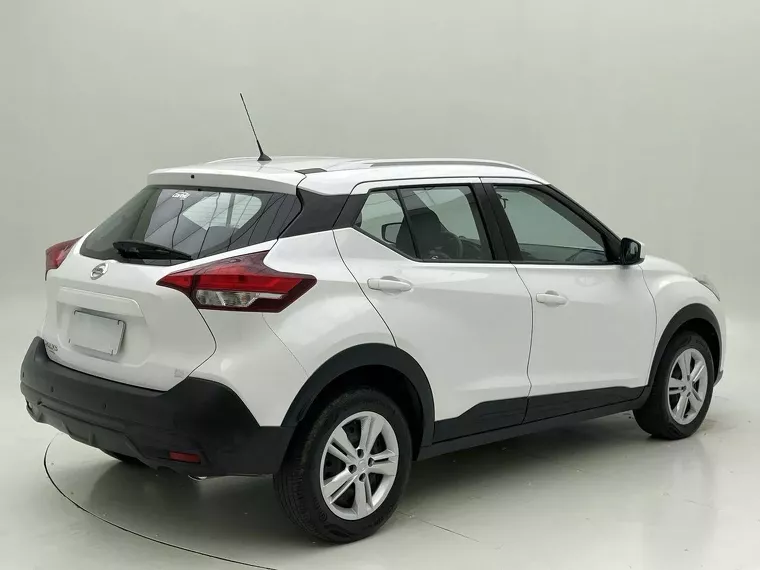 Nissan Kicks Branco 5