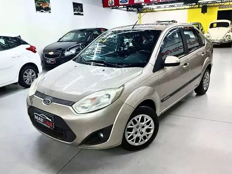 Ford Fiesta Prata 1