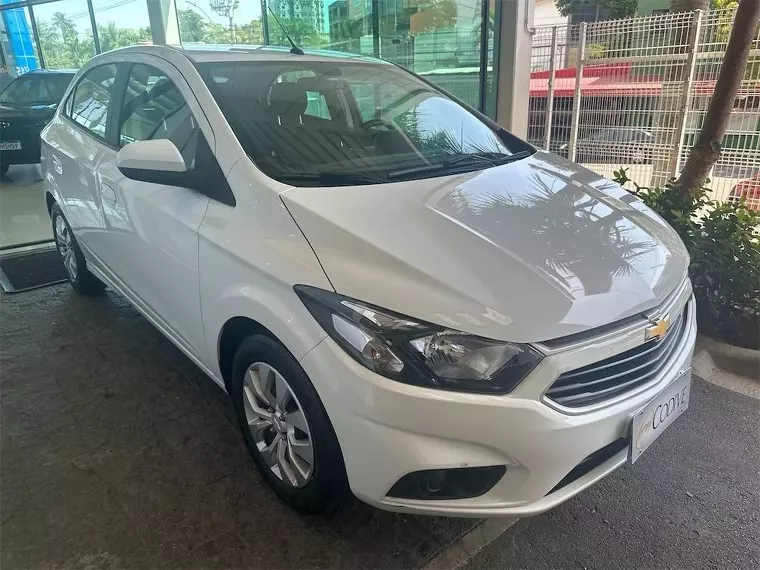 Chevrolet Onix Branco 10