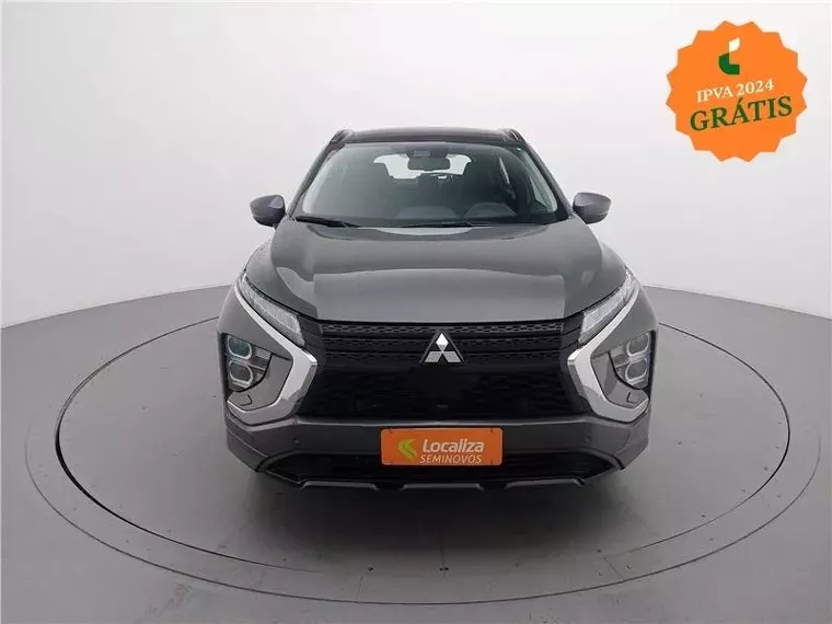 Mitsubishi Eclipse Cross Cinza 13