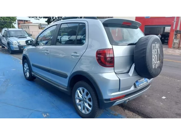 Volkswagen Crossfox Prata 3