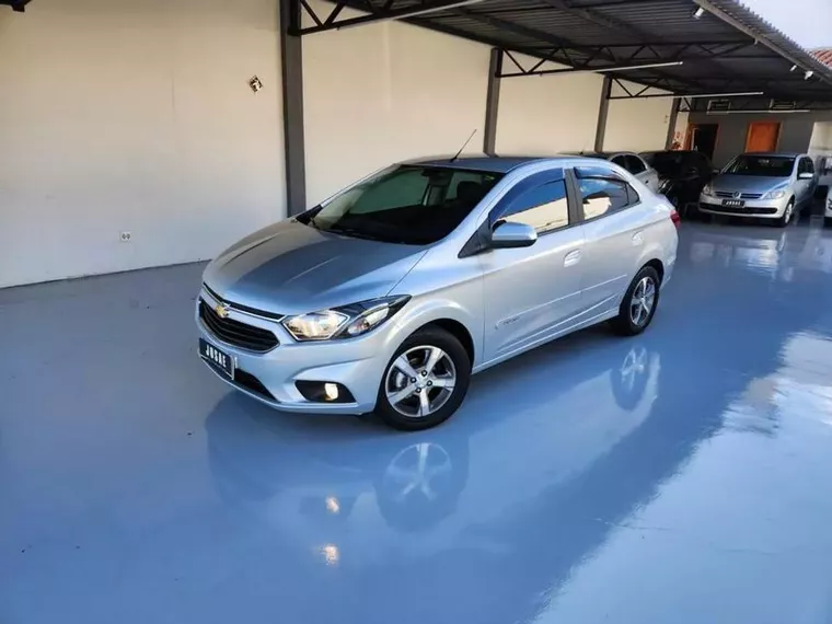 Chevrolet Prisma Prata 12