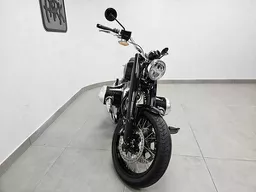 BMW R 18