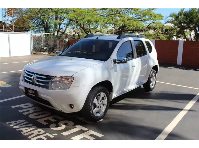 Renault Duster Branco 7