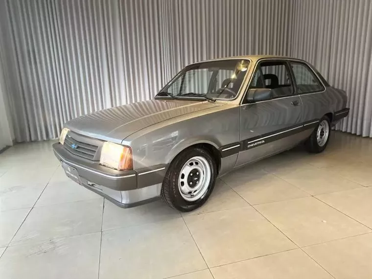 Chevrolet Chevette Cinza 5