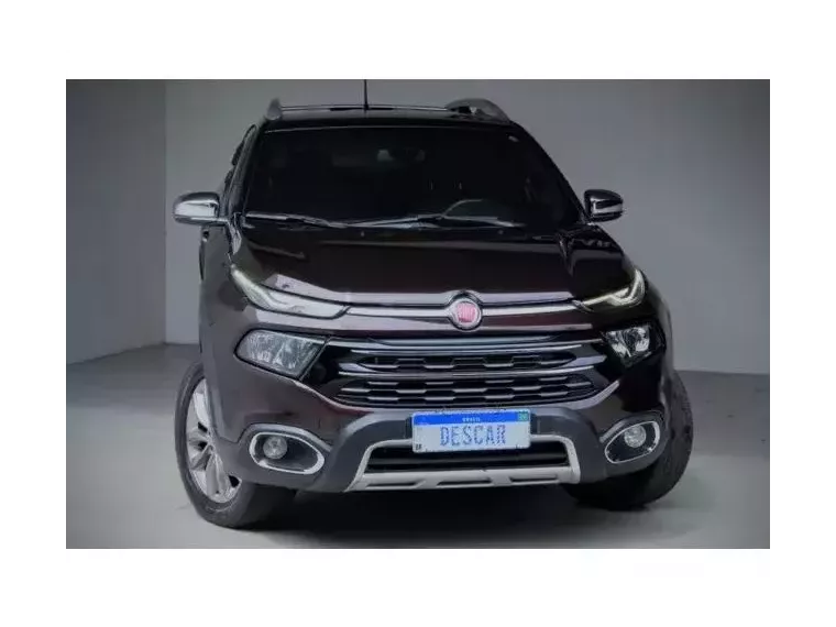 Fiat Toro Preto 4