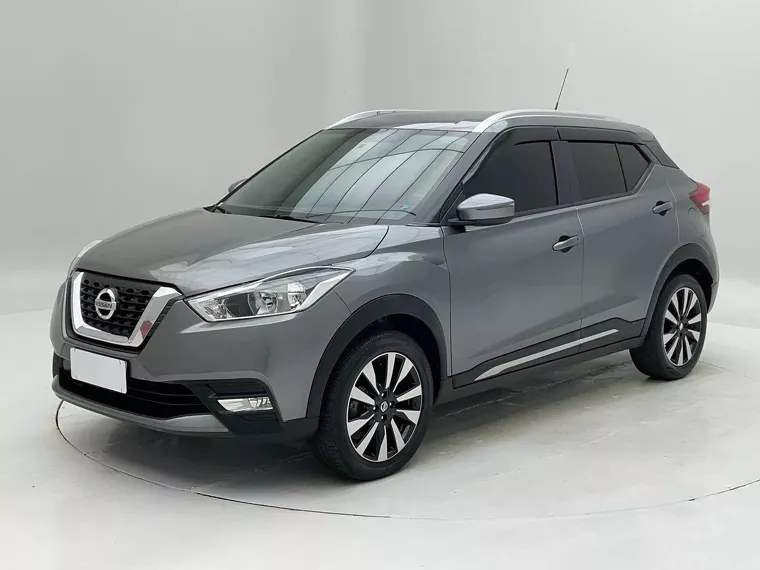 Nissan Kicks Cinza 13