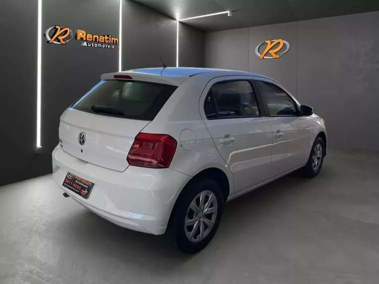 Volkswagen Gol Branco 1