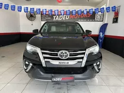 Toyota Hilux SW4