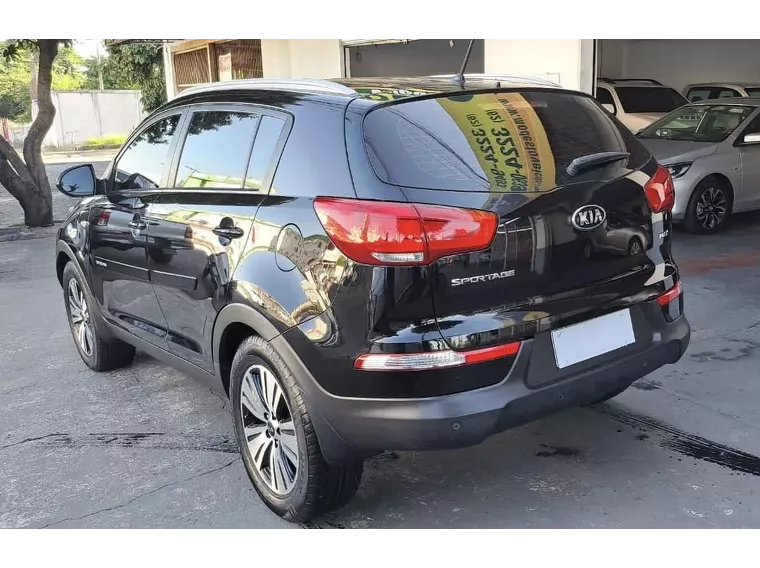 KIA Sportage Preto 8