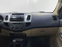 Toyota Hilux SW4